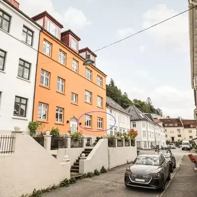 Stylish 2BR with Patio and Smart TV - 10 min to Bryggen
