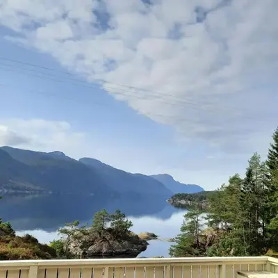 Holiday Home Häuschen mit Blick auf das Wasser by Interhome