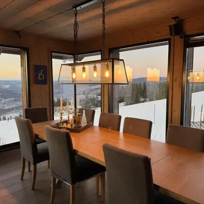 Beautiful Ski-in Ski-out Cabin at the top of the mountain in Hafjell
