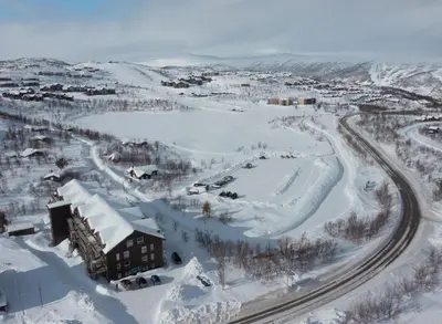 an aerial view of a town in the snow at Kikut1010 Skurdalsvegen 107 in Hol