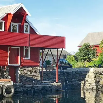 4 person holiday home in Sørbøvåg