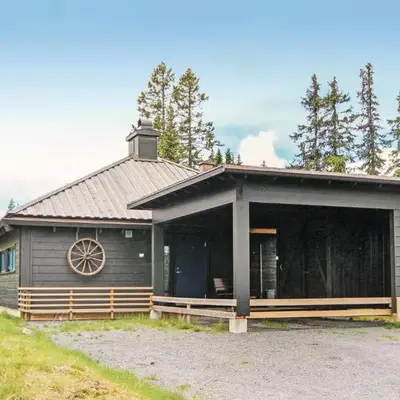 3 Bedroom Stunning Home In Sjusjøen