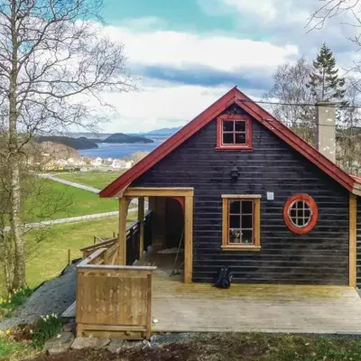 Stunning Home In Førde I Hordaland