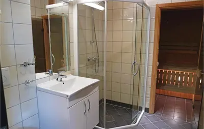 a bathroom with a sink and a shower at Pet Friendly Apartment In Hemsedal in Hemsedal
