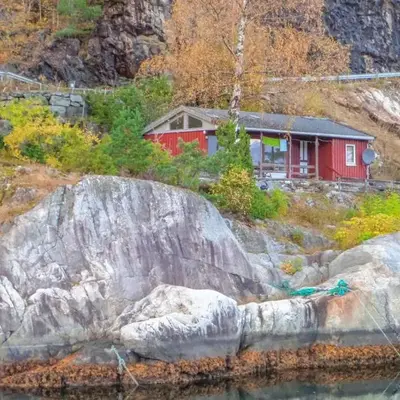2 Bedroom Cozy Home In Vallavik