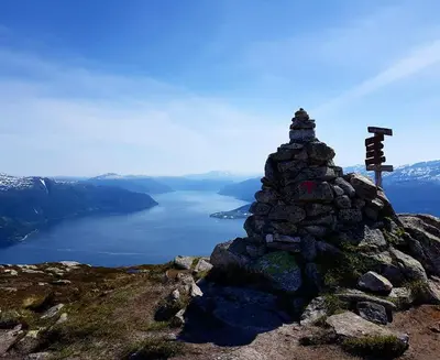 a rock tower on the top of a mountain at Villa Holmen 2 in Balestrand