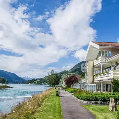 Hotel Loenfjord Loen