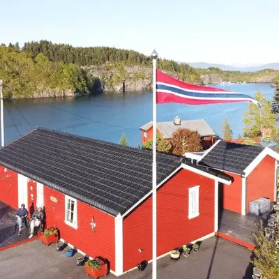 7 person holiday home in KLOKKARVIK