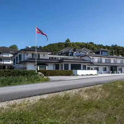 Aursnes Hotell