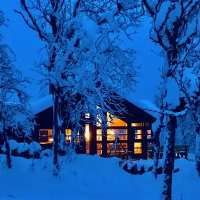 Venehovda - cabin at 1000 masl