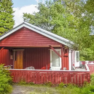 Awesome Home In Sandvoll