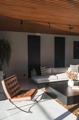 a living room with a couch and a table at VILLA KRISTINA / ÅNDALSNES in Torvik