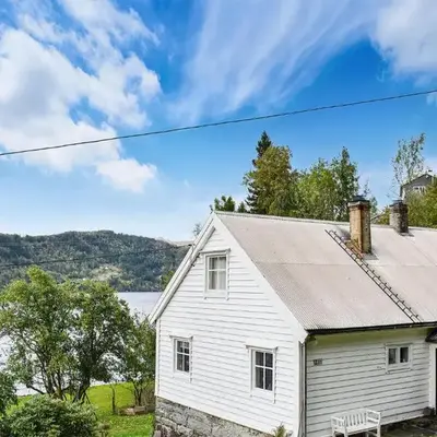 Beach Front Home In Tysse With Wifi