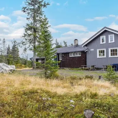 Cozy Home In Sjusjøen
