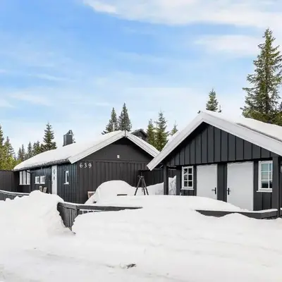 4 Bedroom Gorgeous Home In Sjusjøen