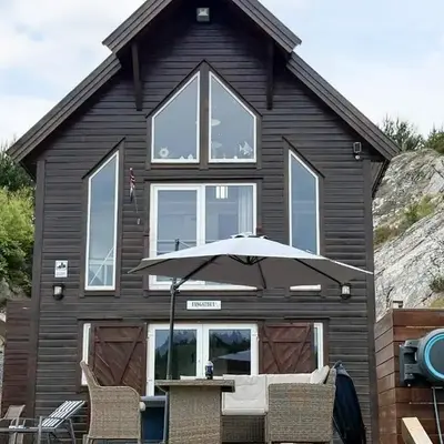 6 person holiday home in Urangsvåg-By Traum