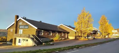a building on the side of a street at Bergo Rom in Beitostøl