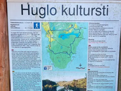 a map of huoco kiribati hanging on a wall at 7 person holiday home in Huglo-By Traum in Nordhuglo