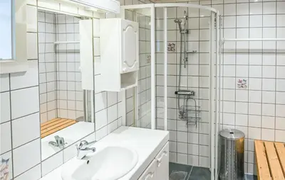 a bathroom with a sink and a shower at Gorgeous Home In Hemsedal With Sauna in Hemsedal
