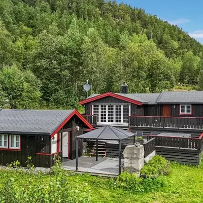 Cozy Home In Meisingset With Kitchen